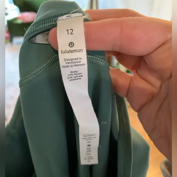 Lululemon In Movement 7/8 Tight - Picture 5 of 8